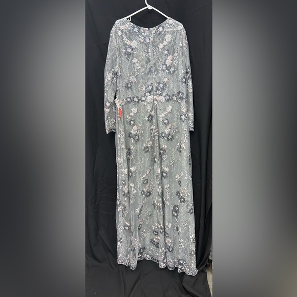Mac Duggal 67923 NWOT EMBELLISHED ILLUSION LONG SLEEVE A LINE GOWN (PLUS) - Picture 5 of 6